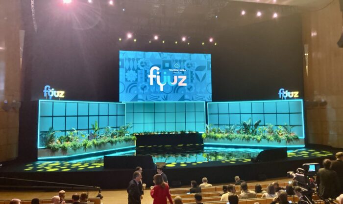 Fyuz stage
