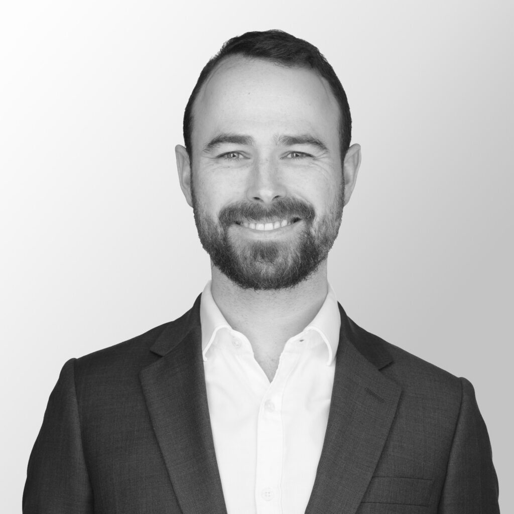 Russells-Alex-Cole-02146-1