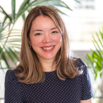 Lucy Yu Headshot New